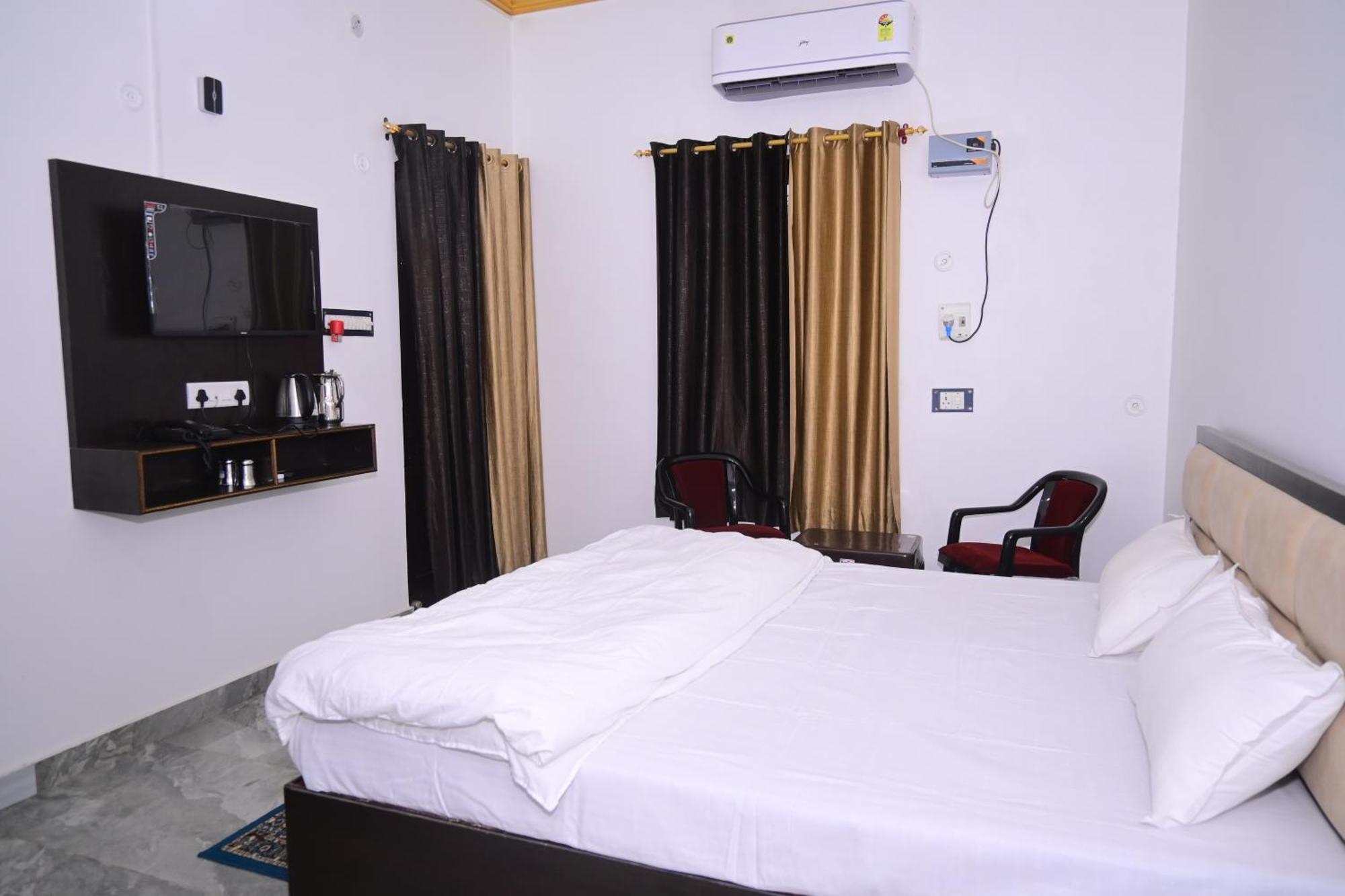Shri Narayanam Guest House And Home Stay Ayodhya Exteriör bild